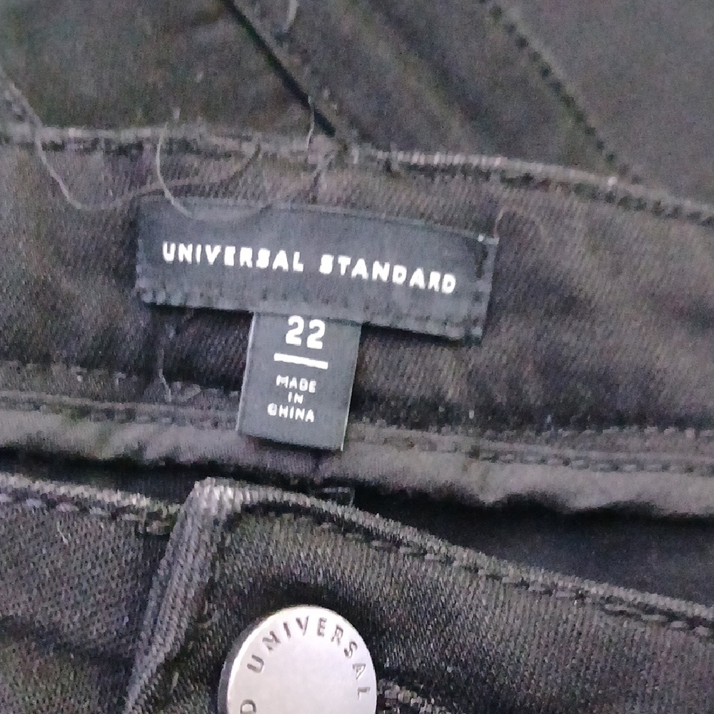 Universal Standard Dark Denim Jeans - Picture 2 of 5